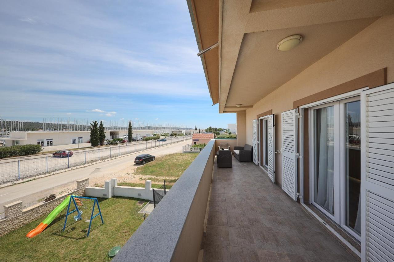 Apartments Skara Bibinje Exterior photo